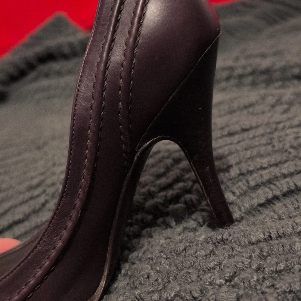 Salvatore Ferragamo Women's Dark Purple‎ Pump Heels Size 5.5 Made In Italy